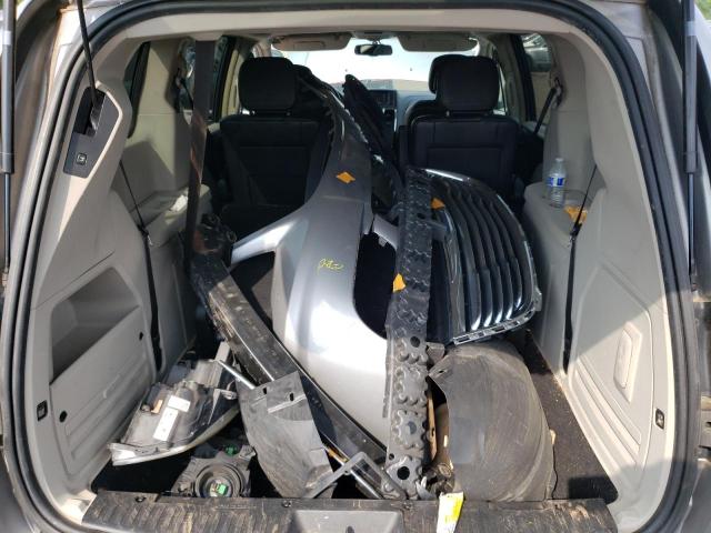 Photo 13 from auction – 2014 CHRYSLER TOWN & COU with VIN 2C4RC1BGXER255637