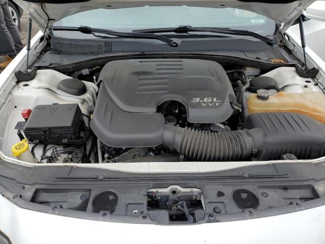 Photo 11 from auction – 2015 CHRYSLER 300 S with VIN 2C3CCAGG0FH904551