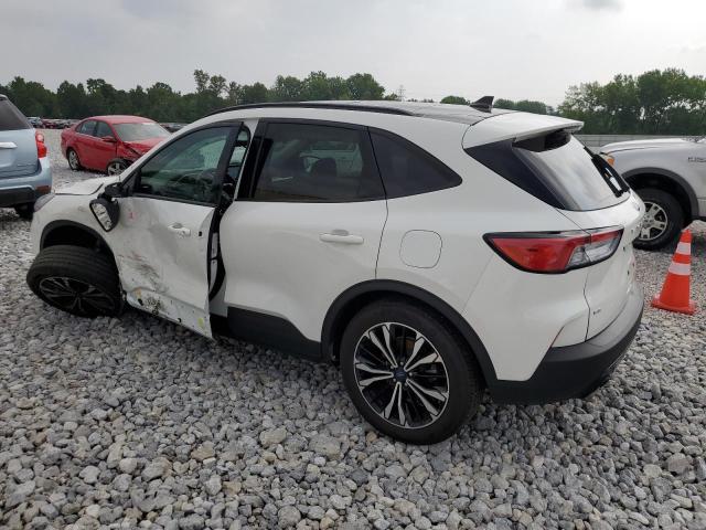 Photo 2 from auction – 2021 FORD ESCAPE SE with VIN 1FMCU9G64MUA64374