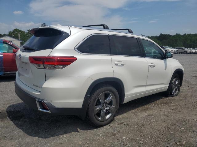 Photo 3 from auction – 2017 TOYOTA HIGHLANDER with VIN 5TDDZRFH4HS372121