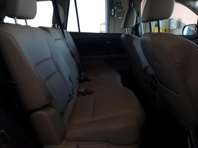 Photo 11 from auction – 2016 HONDA PILOT TOUR with VIN 5FNYF6H92GB022858