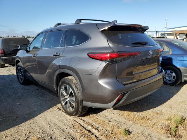 Photo 2 from auction – 2021 TOYOTA HIGHLANDER with VIN 5TDGZRAH8MS537831
