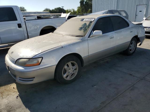 LEXUS ES 300 1996 with VIN JT8BF12G6T0138944 - Photo from auction