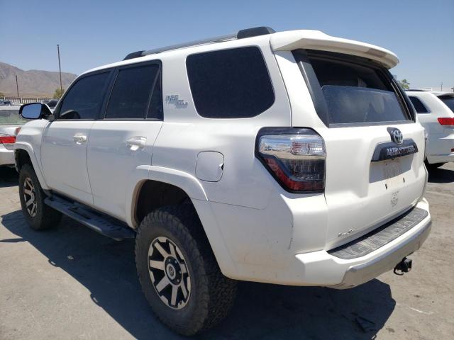 Photo 2 from auction – 2017 TOYOTA 4RUNNER SR with VIN JTEBU5JR8H5440565