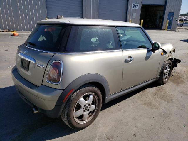 Photo 3 from auction – 2007 MINI COOPER with VIN WMWMF33517TT59145
