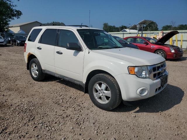 Photo 4 from auction – 2009 FORD ESCAPE XLT with VIN 1FMCU93G89KB95003