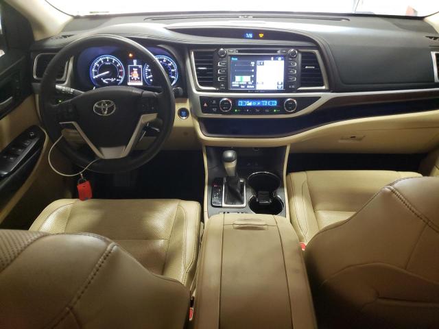 Photo 8 from auction – 2016 TOYOTA HIGHLANDER with VIN 5TDDKRFH7GS261405