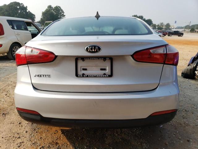 Photo 6 from auction – 2015 KIA FORTE LX with VIN KNAFX4A6XF5354570