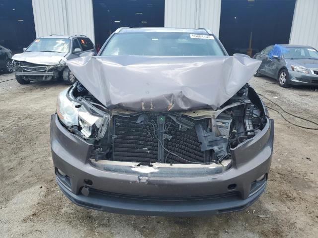 Photo 5 from auction – 2015 TOYOTA HIGHLANDER with VIN 5TDKKRFH1FS100750
