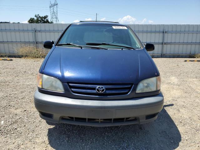 Photo 5 from auction – 2002 TOYOTA SIENNA LE with VIN 4T3ZF13CX2U445748