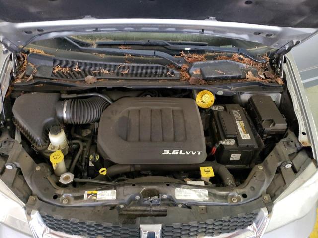 Photo 12 from auction – 2015 DODGE GRAND CARA with VIN 2C4RDGCG7FR717152