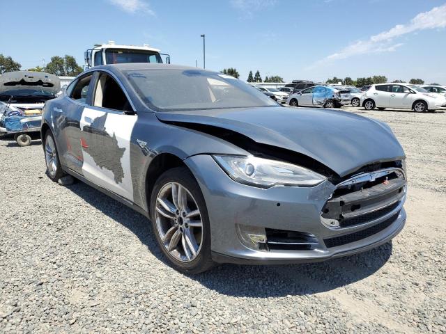Photo 4 from auction – 2014 TESLA MODEL S with VIN 5YJSA1S12EFP30468