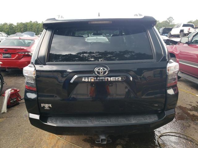 Photo 6 from auction – 2018 TOYOTA 4RUNNER SR with VIN JTEZU5JR7J5170491