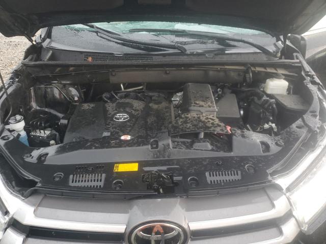 Photo 11 from auction – 2019 TOYOTA HIGHLANDER with VIN 5TDKZRFH0KS558396