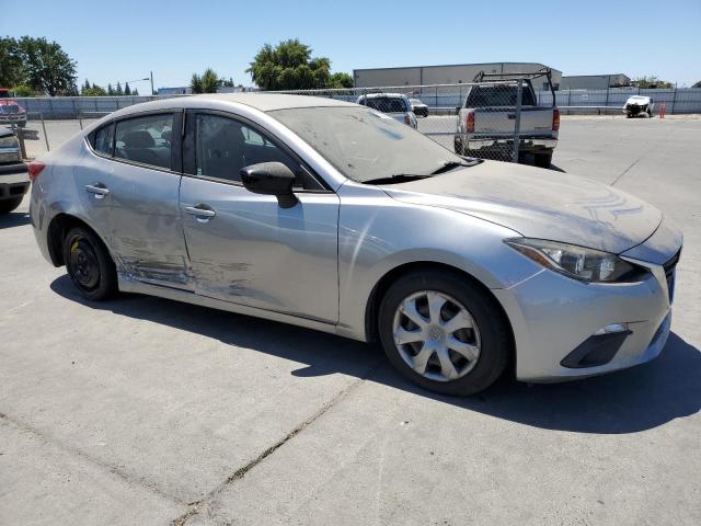 Photo 4 from auction – 2015 MAZDA 3 SV with VIN JM1BM1T74F1226542