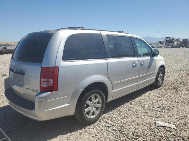 Photo 3 from auction – 2010 CHRYSLER TOWN & COU with VIN 2A4RR5D18AR278935