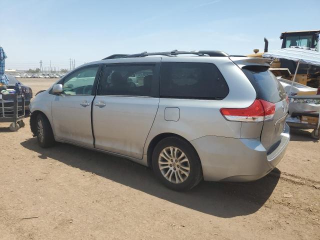 Photo 2 from auction – 2013 TOYOTA SIENNA XLE with VIN 5TDYK3DC0DS367941
