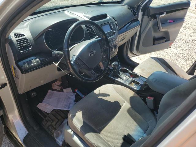 Photo 8 from auction – 2015 KIA SORENTO LX with VIN 5XYKTCA68FG584669