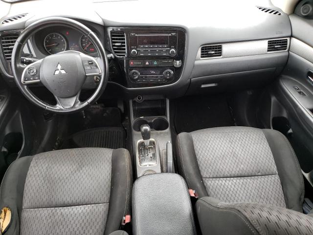 Photo 8 from auction – 2015 MITSUBISHI OUTLANDER with VIN JA4AD2A33FZ007035