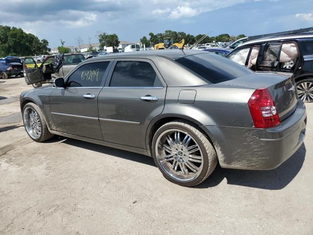 Photo 2 from auction – 2008 CHRYSLER 300 LX with VIN 2C3LA43R88H210398