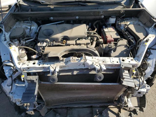 Photo 11 from auction – 2019 TOYOTA RAV4 LE with VIN 2T3H1RFVXKC010526