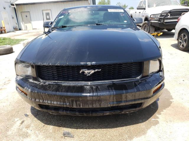 Photo 5 from auction – 2005 FORD MUSTANG with VIN 1ZVFT80N155167633