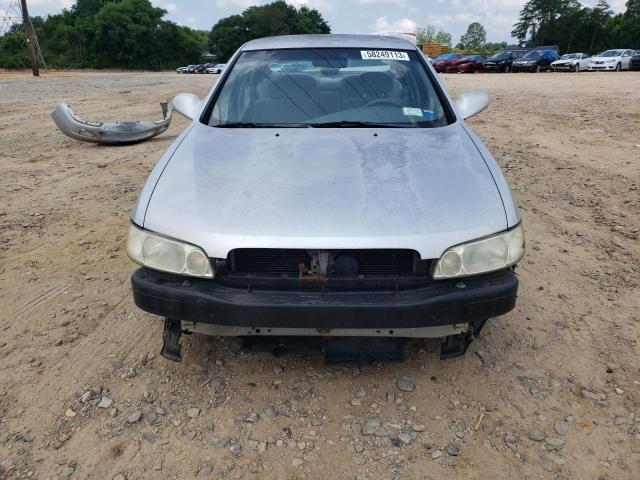 Photo 5 from auction – 2001 NISSAN ALTIMA XE with VIN 1N4DL01DX1C174092