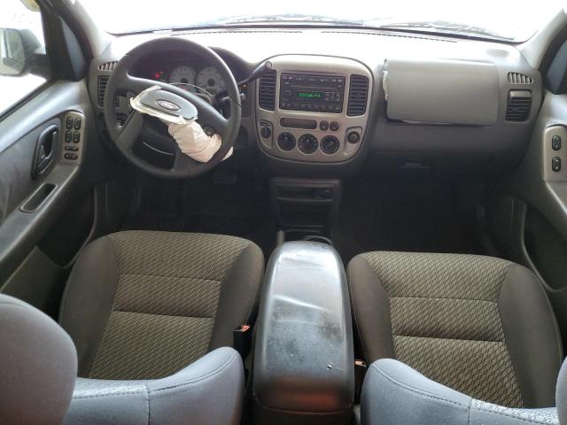 Photo 8 from auction – 2004 FORD ESCAPE XLT with VIN 1FMYU931X4DA23490