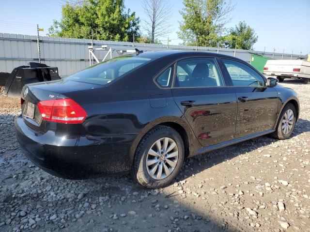 Photo 3 from auction – 2015 VOLKSWAGEN PASSAT S with VIN 1VWAT7A37FC031795