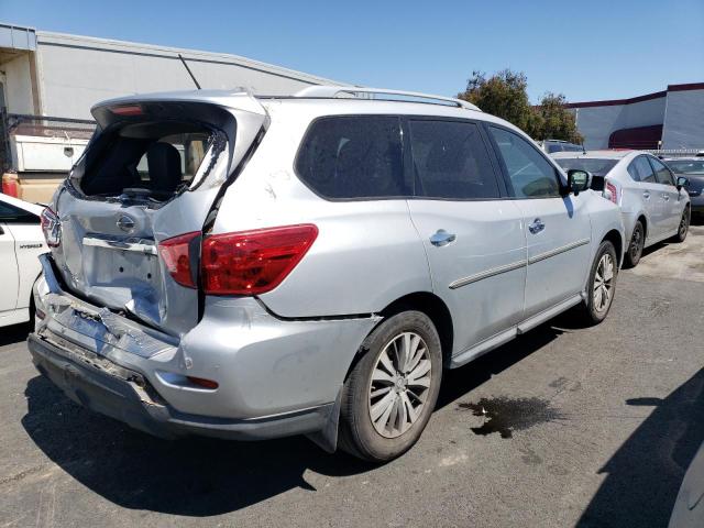 Photo 3 from auction – 2017 NISSAN PATHFINDER with VIN 5N1DR2MNXHC638769