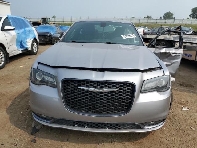 Фото 5 с аукциона – 2018 CHRYSLER 300 S с VIN 2C3CCAGG6JH149513