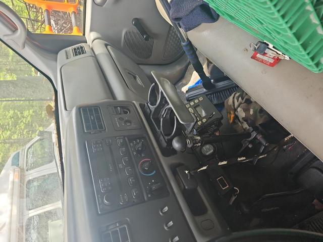 Photo 9 from auction – 2002 FORD F550 SUPER with VIN 1FDAF57F42EB16958