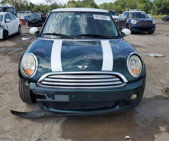 Photo 5 from auction – 2010 MINI COOPER with VIN WMWMF3C54ATZ61044