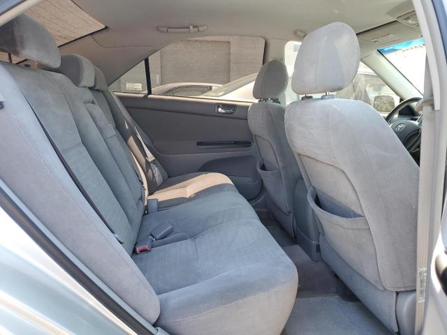 Photo 10 from auction – 2005 TOYOTA CAMRY with VIN JTDBE32K953034261