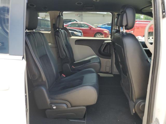 Photo 11 from auction – 2017 DODGE GRAND CARA with VIN 2C4RDGCG3HR557466