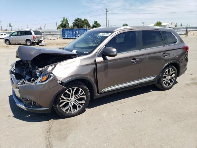 MITSUBISHI OUTLANDER 2017 with VIN JA4AD3A35HZ062983 - Photo from auction