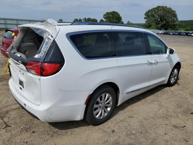 Photo 3 from auction – 2018 CHRYSLER PACIFICA T with VIN 2C4RC1BG6JR217414