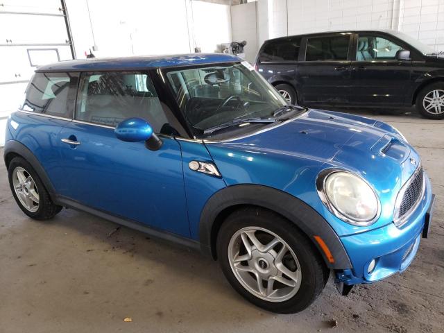 Photo 4 from auction – 2009 MINI COOPER S with VIN WMWMF735X9TW83592