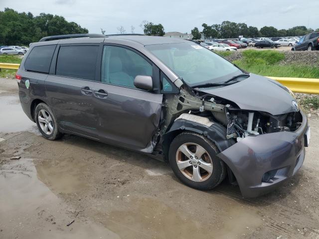 Photo 4 from auction – 2012 TOYOTA SIENNA LE with VIN 5TDKK3DC0CS249098