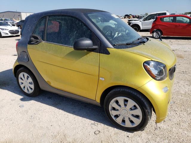 Photo 4 from auction – 2017 SMART FORTWO with VIN WMEFJ9BA9HK228646