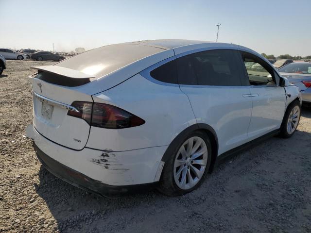Photo 3 from auction – 2016 TESLA MODEL X with VIN 5YJXCAE26GF010789