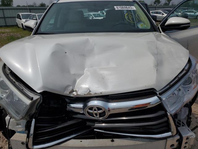 Photo 12 from auction – 2015 TOYOTA HIGHLANDER with VIN 5TDJKRFH8FS112521