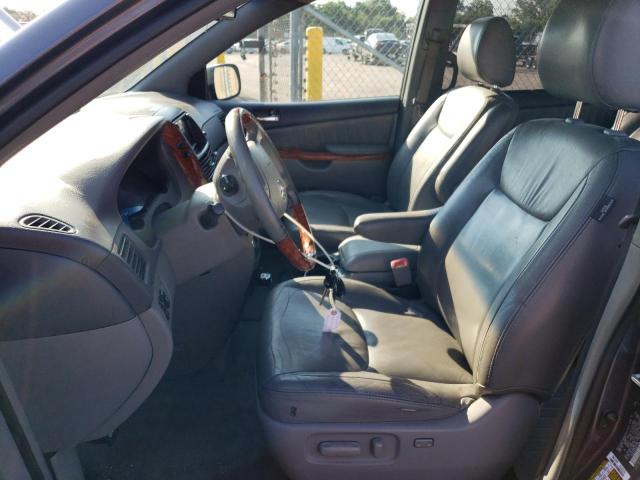 Photo 7 from auction – 2010 TOYOTA SIENNA XLE with VIN 5TDDK4CCXAS033188