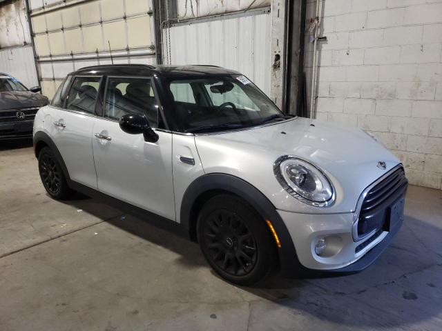 Photo 4 from auction – 2016 MINI COOPER with VIN WMWXU1C55G2E16639