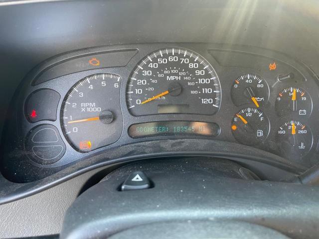 Photo 8 from auction – 2005 CHEVROLET AVALANCHE with VIN 3GNEK12Z25G216055