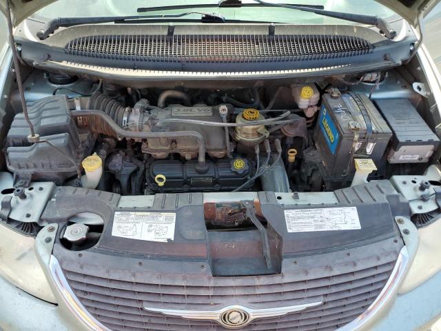 Photo 12 from auction – 2004 CHRYSLER TOWN & COU with VIN 2C4GP54L24R554387