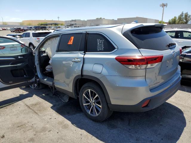 Photo 2 from auction – 2019 TOYOTA HIGHLANDER with VIN 5TDKZRFH0KS313730