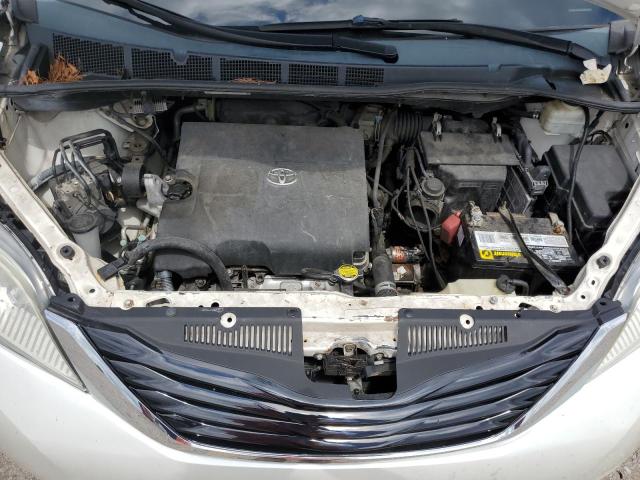 Photo 12 from auction – 2015 TOYOTA SIENNA XLE with VIN 5TDDK3DC8FS101116