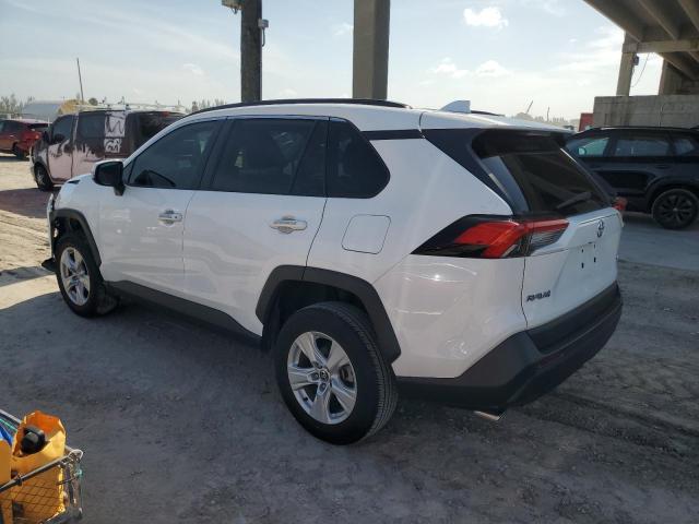 Photo 2 from auction – 2021 TOYOTA RAV4 XLE with VIN 2T3W1RFVXMC146410