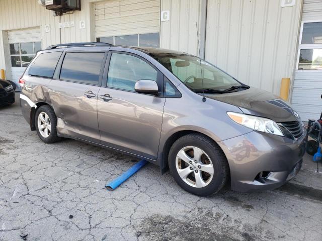 Photo 4 from auction – 2013 TOYOTA SIENNA LE with VIN 5TDKK3DC9DS334345